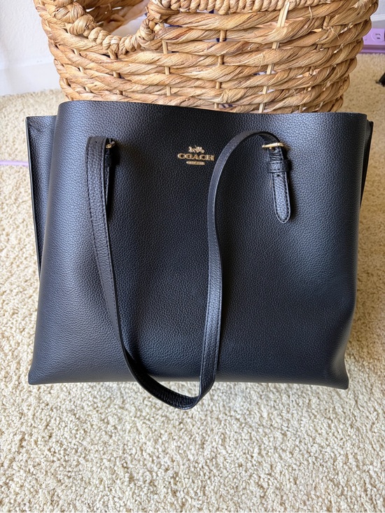 Coach Handbags - Coach Black Pebbled Leather Shoulder Tote with Gold Logo